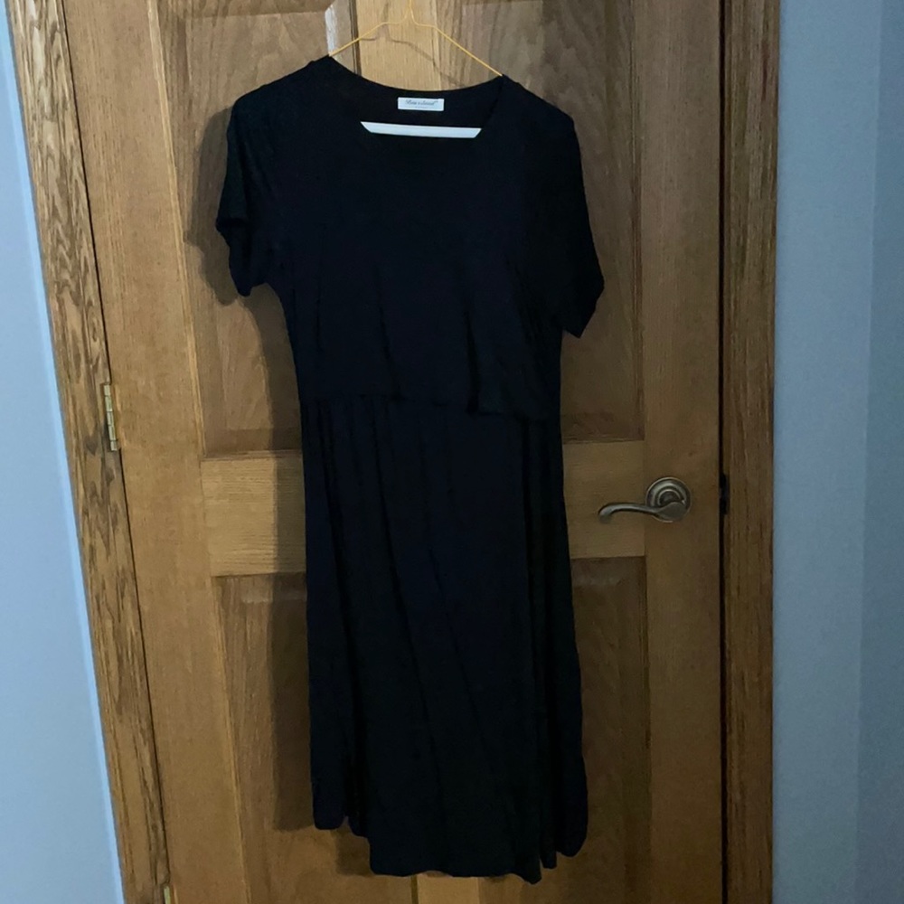 NWOT Maternity/nursing dress